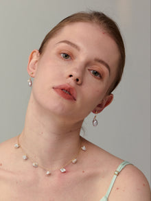 DIANA EARRINGS