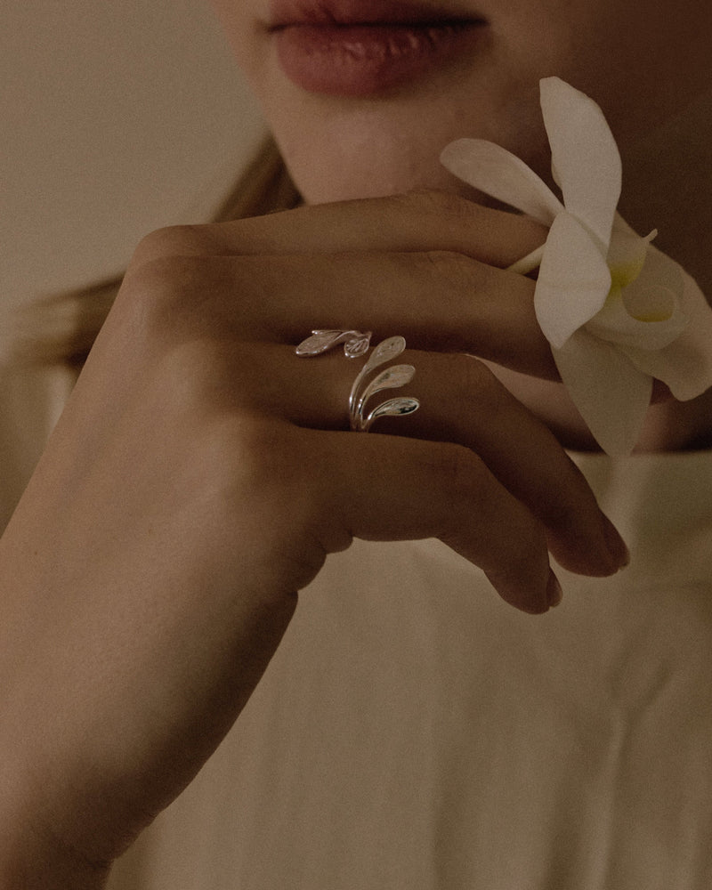 ARTEMIS SILVER RING