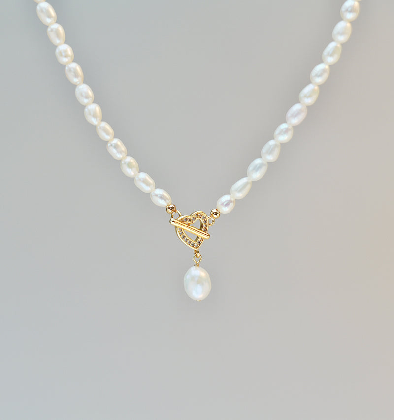 LOVELACE NECKLACE
